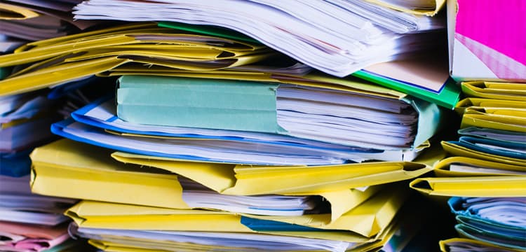 Financial Services Firms in the UK Struggling to go Paperless